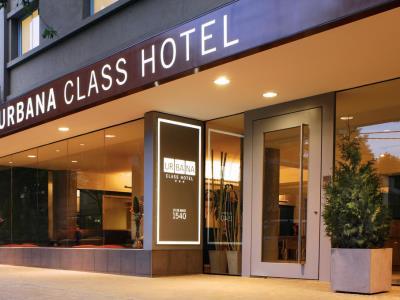 Urbana Class Hotel Mendoza Buitenkant foto