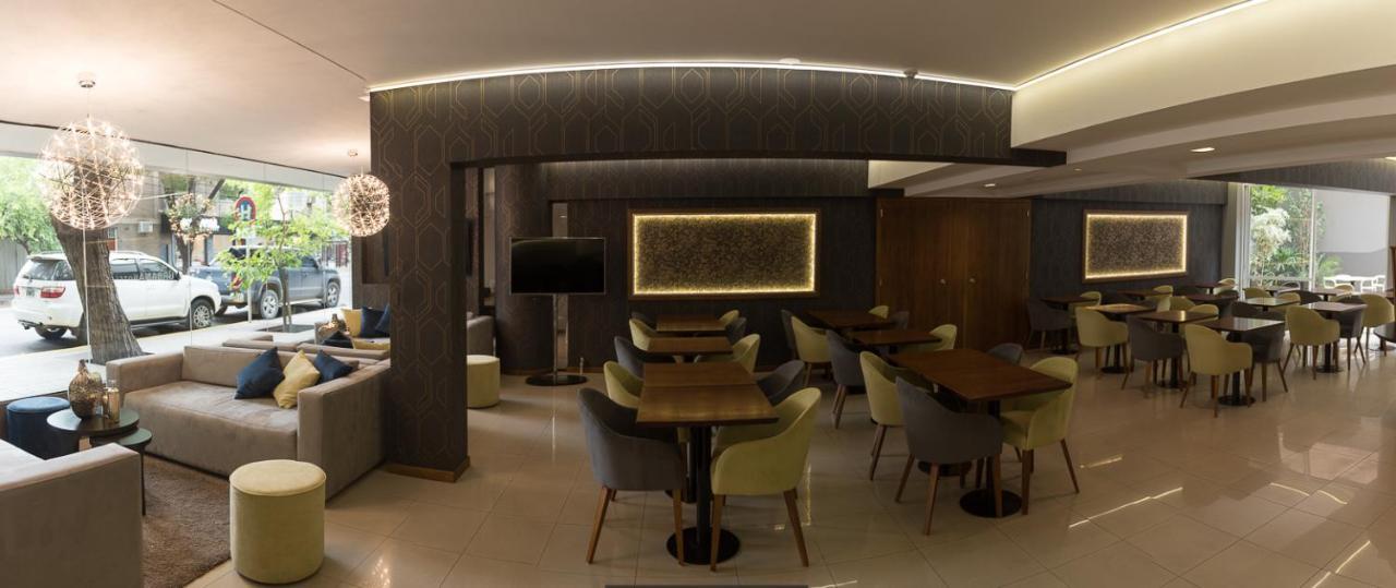 Urbana Class Hotel Mendoza Buitenkant foto