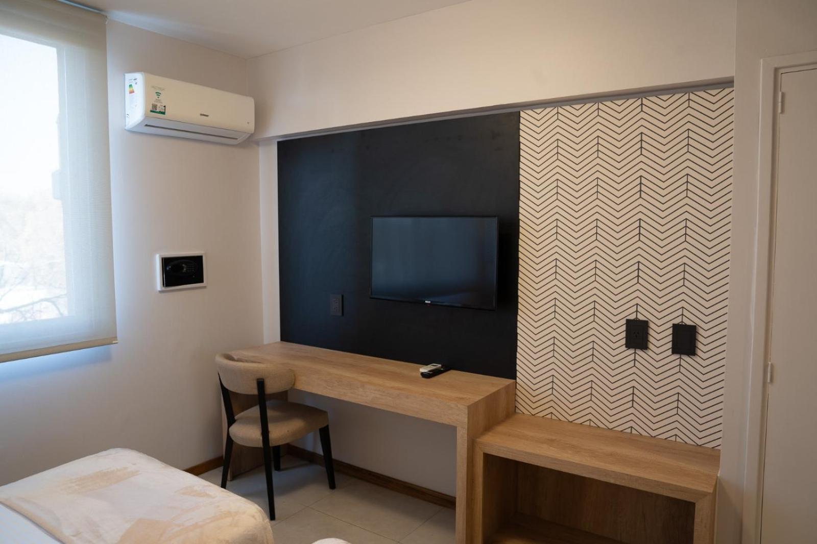Urbana Class Hotel Mendoza Buitenkant foto